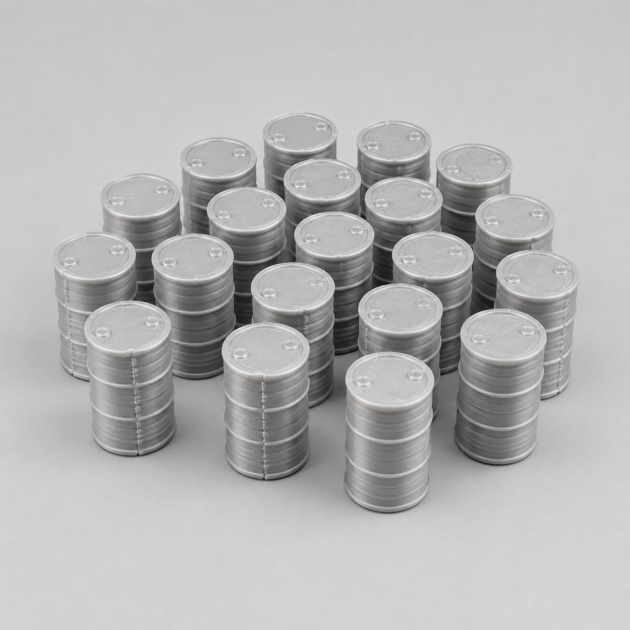 OO Gauge Oil Drums and UK Pallets Scenery Pack 20 Drums and 4 Pallets